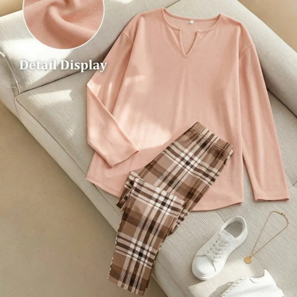 Women's 2-Piece Lounge Set – Top & Plaid Leggings